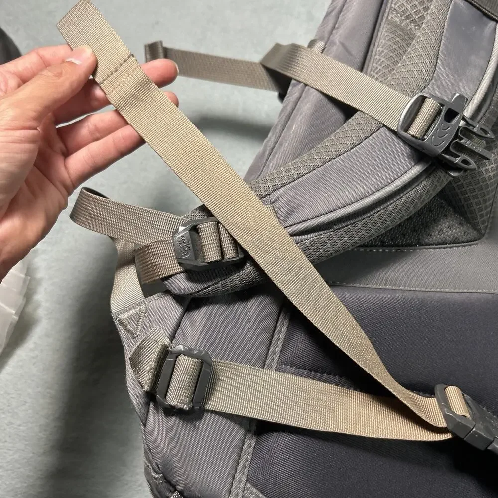 The North Face Router Transit Large 41 L Backpack School Hiking Travel Camping